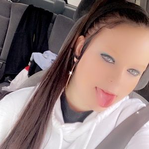 Meet your Posher, Brandy